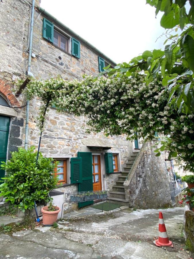 Cottage La Terrazza Леванто Екстериор снимка