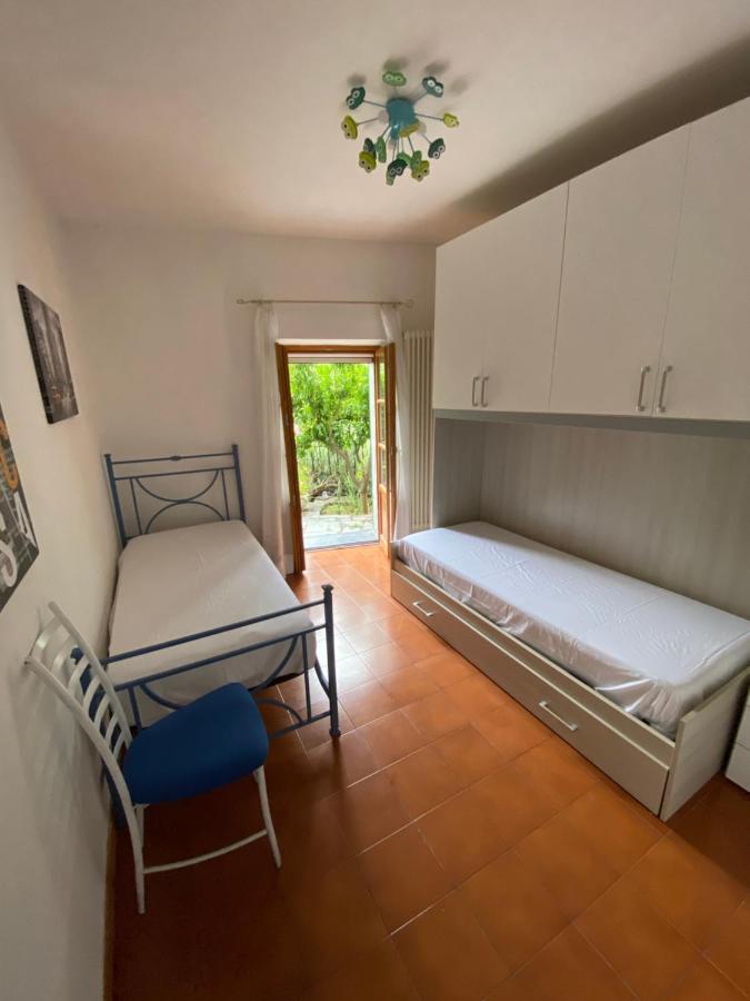 Cottage La Terrazza Леванто Екстериор снимка